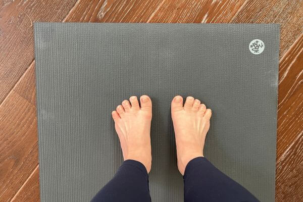 Spread your toes out as far as you can 5 Simple Steps to Learn Yoga Anatomy.jpg